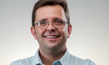 Fabinho Antonucci é reeleito prefeito de Visconde do Rio Branco