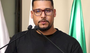 Morador de Nova Viçosa cobra melhorias em infraestrutura na reunião da Câmara