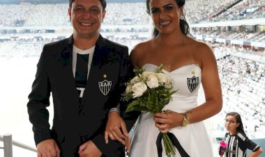 Viçosenses celebram casamento durante jogo do Atlético