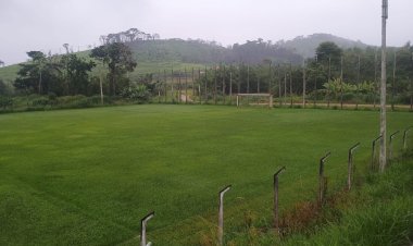 Estádio no Campo do Couceiro ganha apoio da UFV