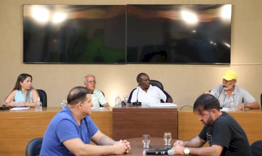 Parlamento do Idoso retorna com debate sobre a falta de medicamentos no SUS