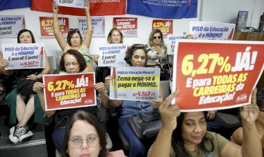 Reajuste salarial para professores da educação básica é pauta na ALMG