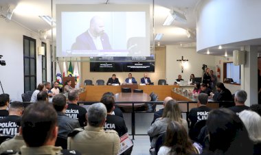 Policiais civis e militares de Viçosa são homenageados na Câmara