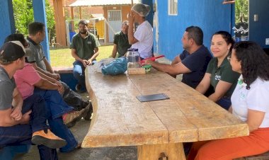 Agricultores de Canaã recebem formação sobre produção de ovos em Cajuri
