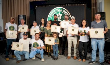 Produtores de Araponga se destacam em concurso nacional de café