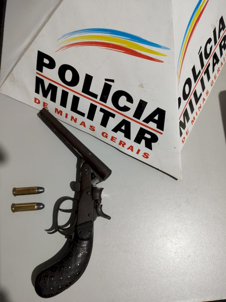 Polícia apreende arma de fogo em Teixeiras