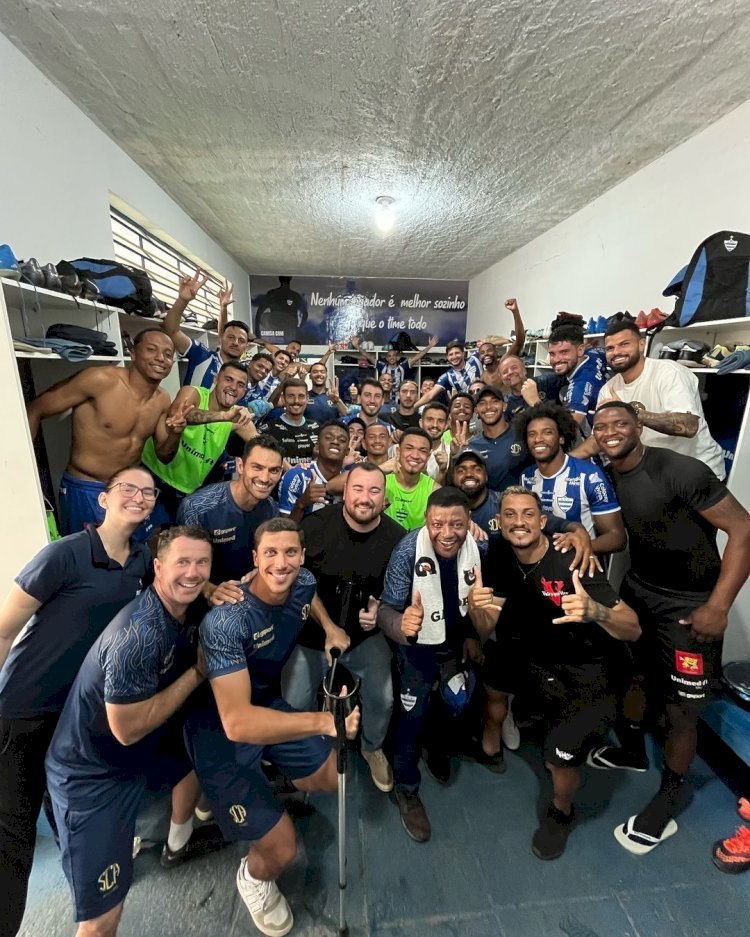 Ubá celebra acesso do Aymorés à primeira divisão do Campeonato Mineiro