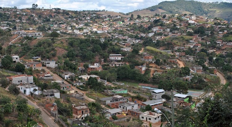 Projeto da UFV promove mutirão para regularização de imóveis em Nova Viçosa