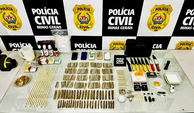 Polícia Civil apreende granadas e drogas em Ubá