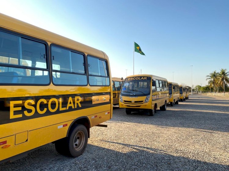 Paula Cândido e Piranga abrem matrículas para transporte escolar gratuito