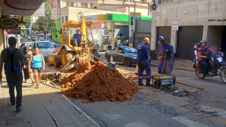 Rua Padre Serafim fica parcialmente interditada até o final da tarde desta terça