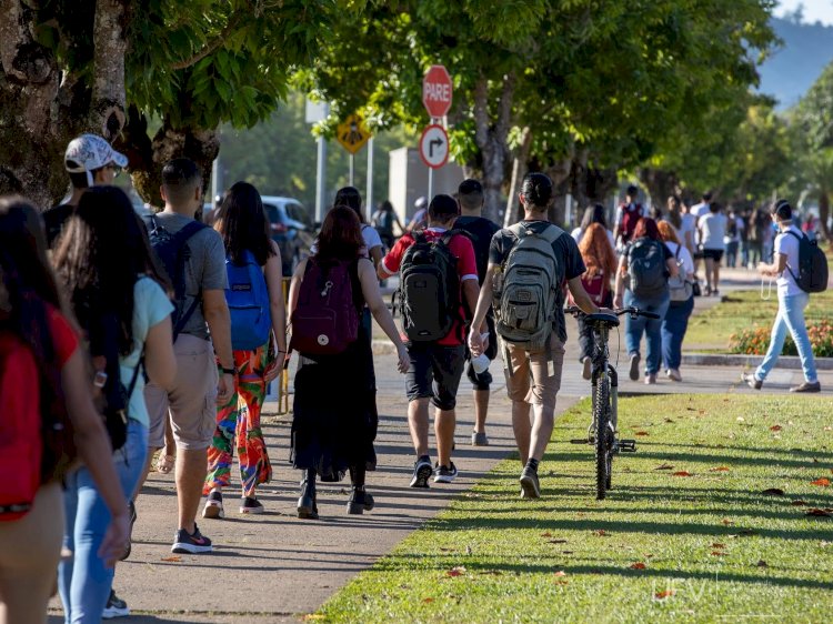 Aulas da UFV retornam nesta segunda-feira com 3 mil novos estudantes