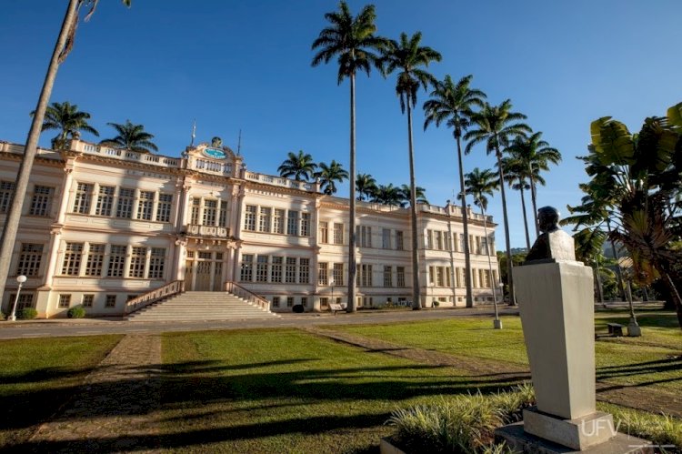 UFV abre concursos para professores efetivos e substitutos