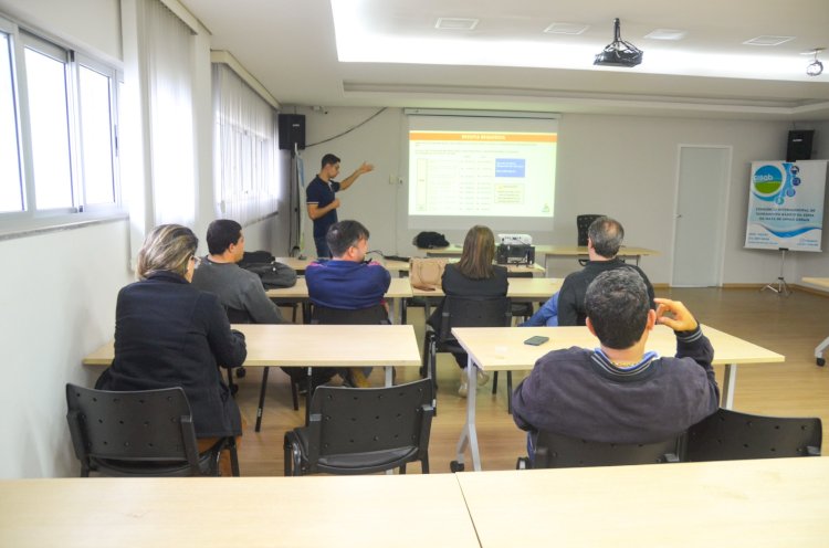 Agência reguladora explica mudança de taxa para tarifa de resíduos sólidos em Viçosa