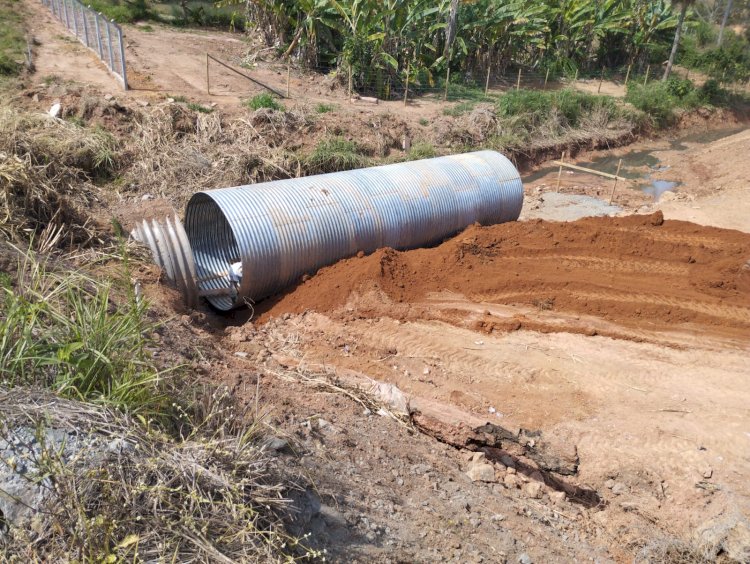 Ampliação de galeria pluvial prepara construção de novo trevo em Novo Silvestre