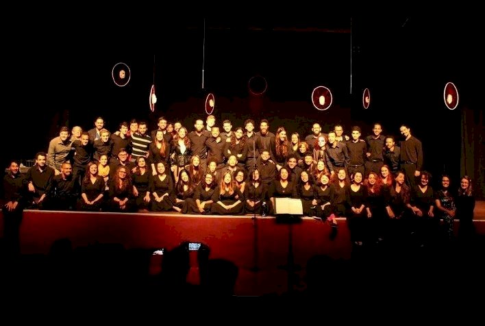 Coral Voix-là da UFV apresenta espetáculo neste domingo