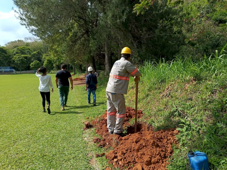 Prefeitura de Viçosa inicia iluminação de campos de futebol