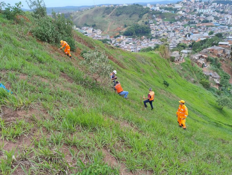 Trincas no solo no Bom Jesus chamam a atenção de autoridades de Viçosa