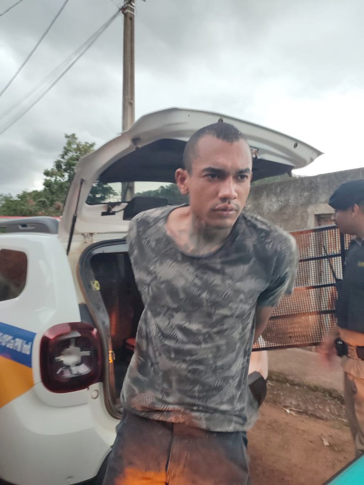 Homem é preso após matar e esconder o corpo do próprio pai em Teixeiras