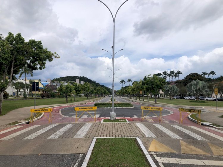 Campus da UFV tem algumas vias e estacionamentos fechados a partir desta segunda