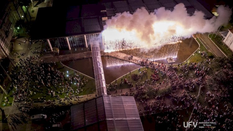 UFV realiza segunda noite de colação de grau nesta sexta, 30