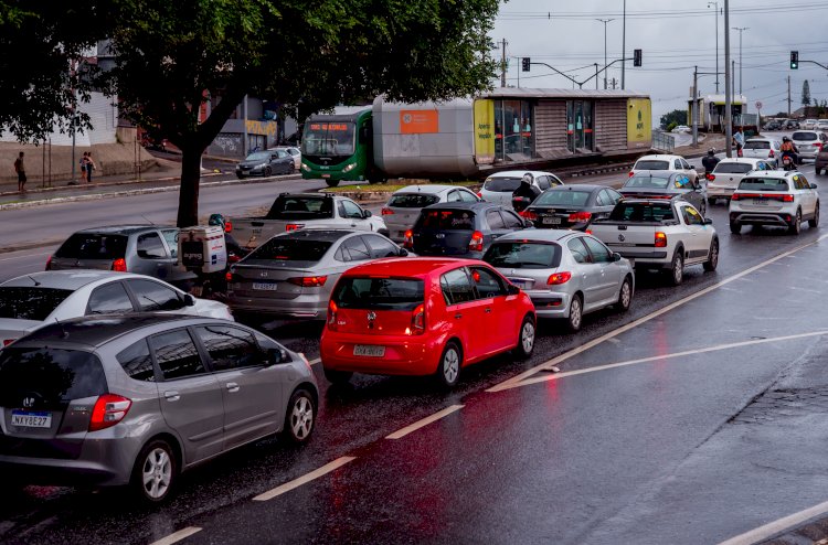 Governo de Minas libera escolha de estampadoras de placas em qualquer cidade do estado