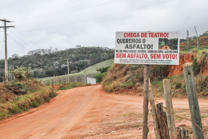 Moradores de Paula Cândido continuam cobrando das autoridades estaduais a pavimentação da MG-280