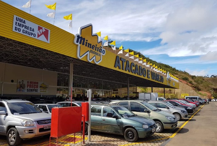 Supermercados e padarias voltam a funcionar até as 22h em Minas Gerais