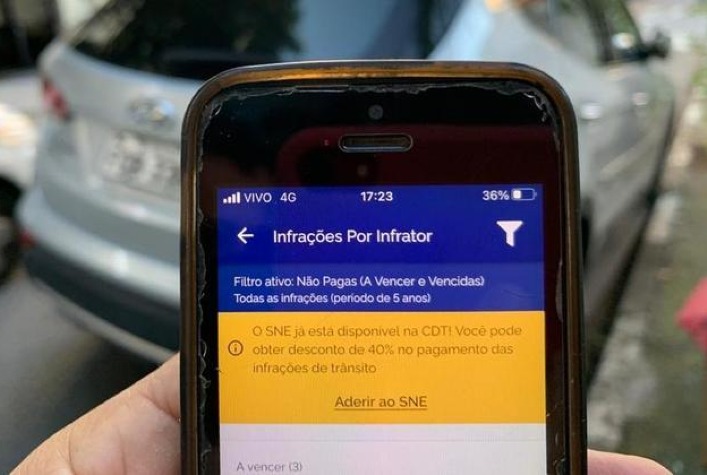 Multas de trânsito podem ter até 40desconto em aplicativo