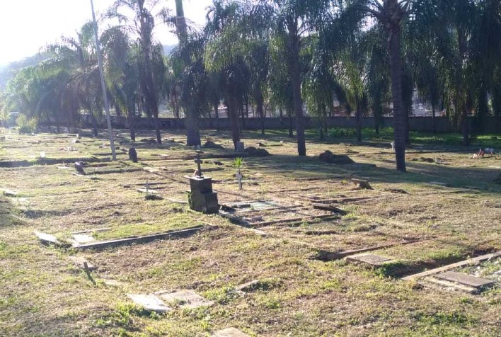 Cemitérios de Viçosa recebem ação de limpeza e manutenção da prefeitura