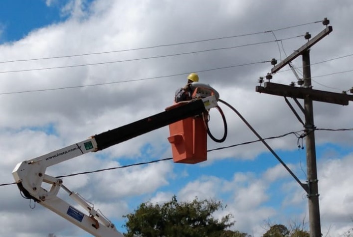 PMV retoma mutirões de manutenção da iluminação