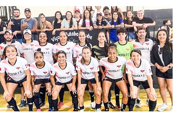 Meninas viçosenses na Copa Rio Branco Laine Pires de Futsal