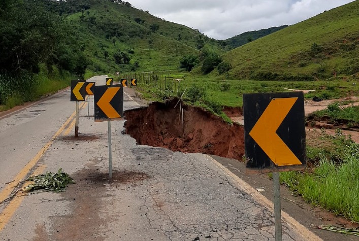 Trecho em Acaiaca está operando em meia pista e não há interdição de Viçosa para BH