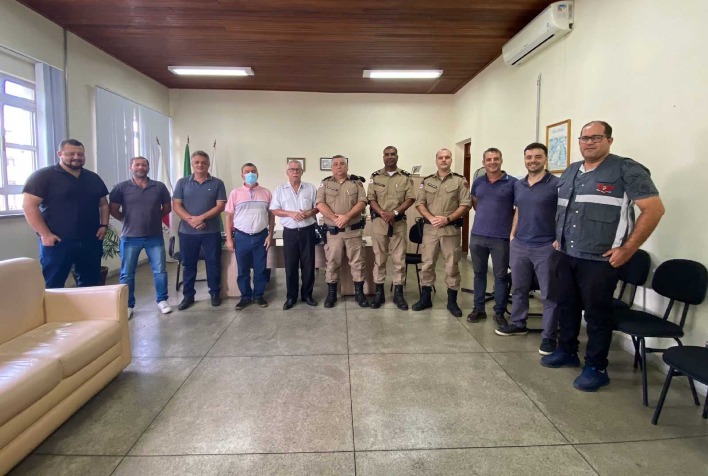 Novo comandante da Polícia Militar de Viçosa se apresenta ao Prefeito