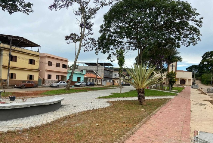 Obras na Praça de São José do Triunfo estão na fase final, diz PMV