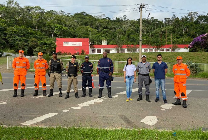 Diretran, Bombeiros, Samu e PM realizam campanha educativa para o feriado de carnaval