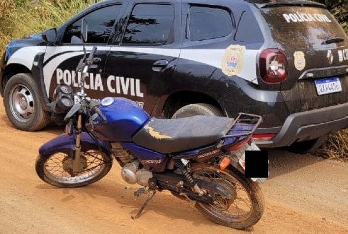 Polícia Civil recupera moto roubada e identifica terceiro suspeito em Viçosa