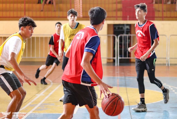 Copa Viçosa de Basquete 3x3 reúne jogadores do município