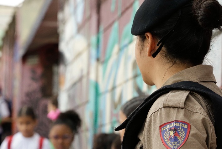 PMMG lança cartilha com dicas voltadas à segurança nas escolas