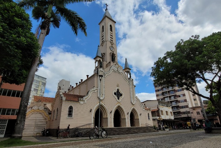 Inscrições abertas para o 1º Concurso Literário de Poesia da Paróquia de Santa Rita de Cássia