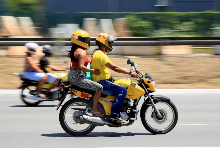 Câmara abre consulta à população sobre o transporte de passageiros em motocicletas