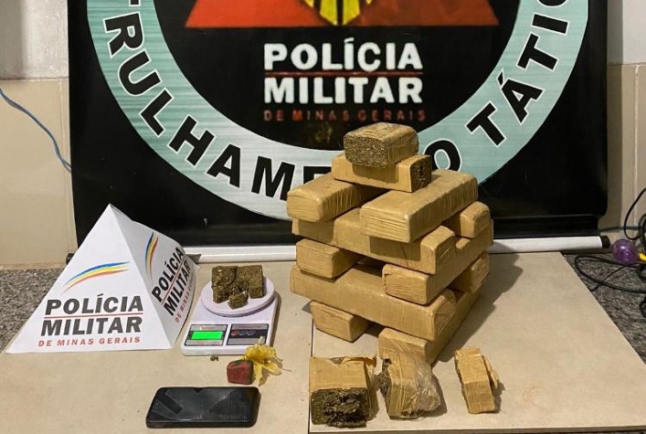 Polícia apreende drogas em operação contra o tráfico na região