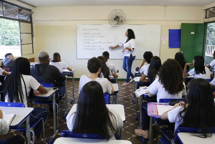 Inscrições para concurso da Secretaria de Educação de MG começam nesta segunda-feira (31)