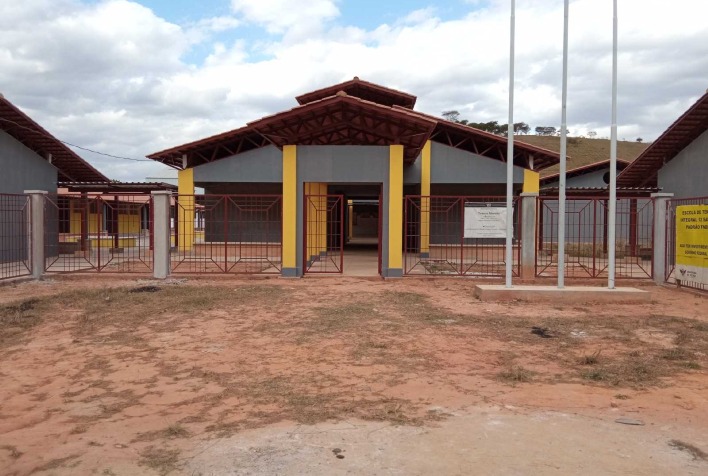 PMV contrata nova empresa para retomada de obras na Escola de Tempo Integral