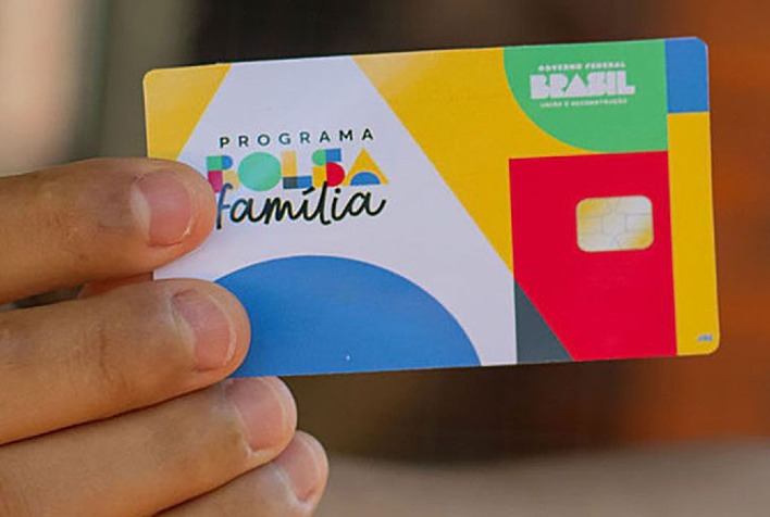 Caixa paga novo Bolsa Família a beneficiários com NIS de final 4