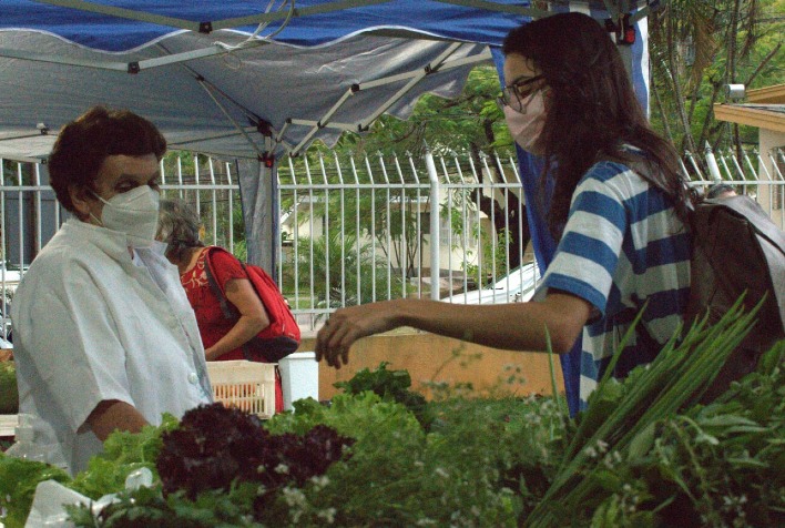 Quintal Solidário celebra aniversário com programação especial nesta quarta (6)