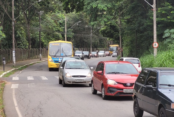 Governo de Minas inicia implantação da terceirização das vistorias veiculares no estado