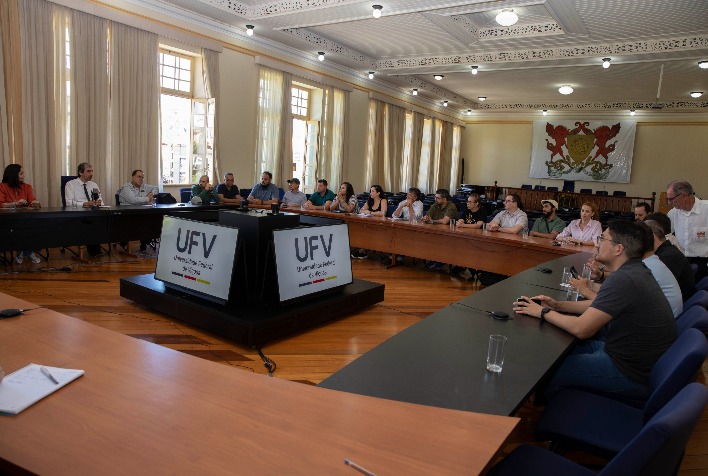 UFV recebe comitiva com representantes de instituições e do governo de Mato Grosso