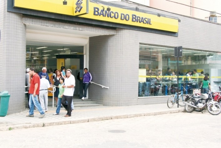 Bancos fecham nesta quarta-feira e reabrem na quinta