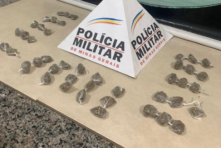 Polícia apreende drogas no Laranjal